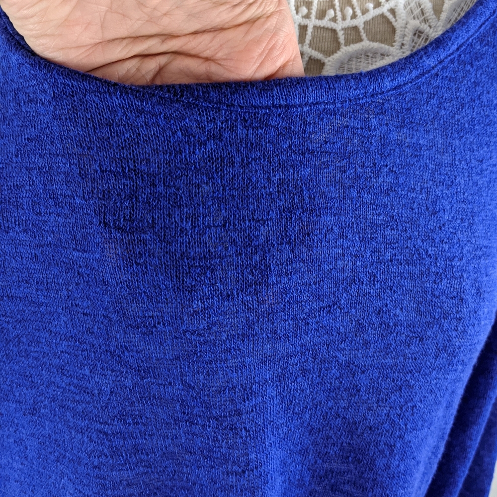 ** SOLD **New York & Company Blue 3/4 Sleeve Top Size XL - Picture 3 of 7